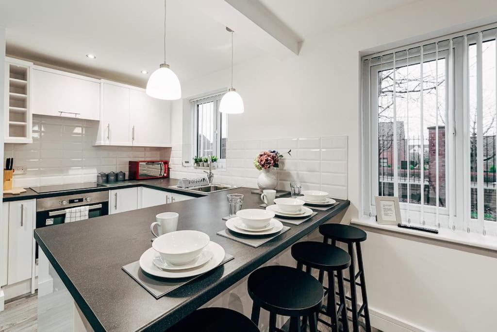 Park & Relax In 1Bd Central Liverpool Home Экстерьер фото